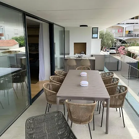 Apartamento Vala Luxus *